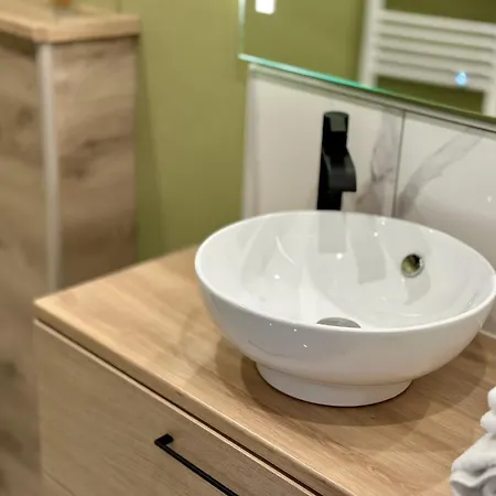 Champenois Apartment *